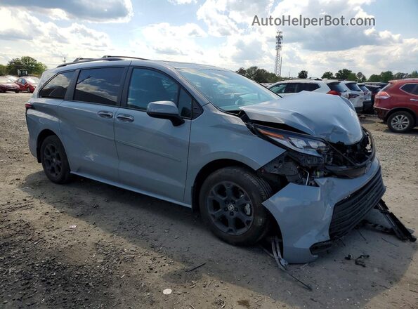 5TDCSKFC4SS166879 2025 TOYOTA SIENNA Gray Przód prawy