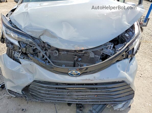 5TDCSKFC4SS166879 2025 TOYOTA SIENNA Gray Widok komory silnika