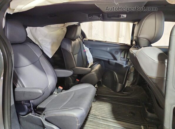 5TDCSKFC6RS143744 2024 TOYOTA SIENNA Gray Widok wnętrza z tyłu