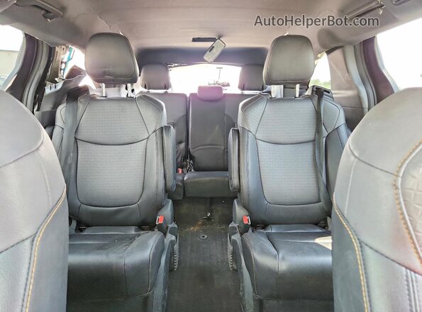 5TDCSKFC7PS088668 2023 TOYOTA SIENNA Black Հետևի նստատեղերի տեսք
