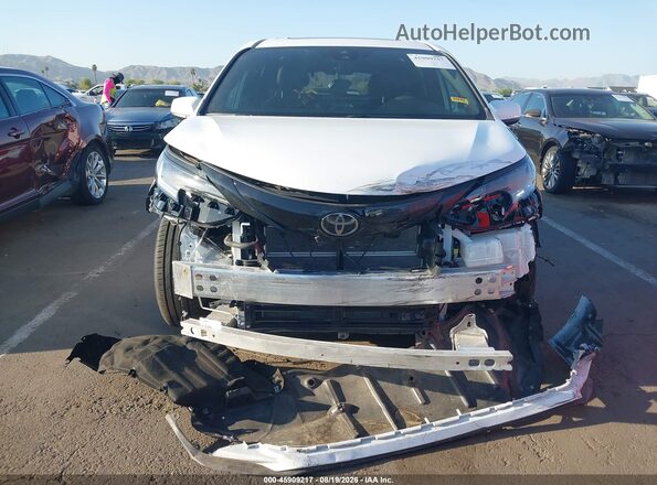 5TDCSKFC8TS252925 2026 TOYOTA SIENNA Белый Вид спереди