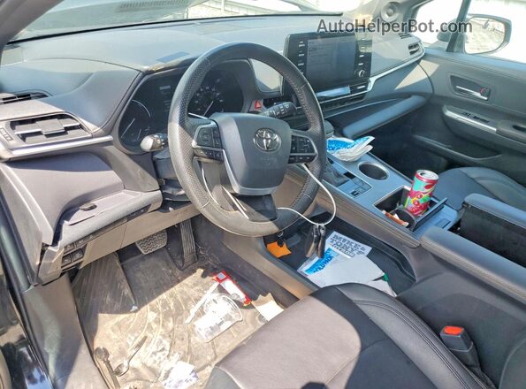 5TDCSKFCXRS121472 2024 TOYOTA SIENNA Черный Вид панели приборов