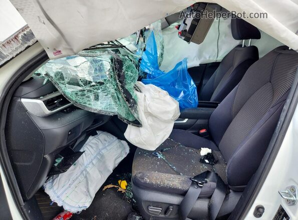 5TDCZRAH3LS028789 2020 TOYOTA HIGHLANDER White Front interior view