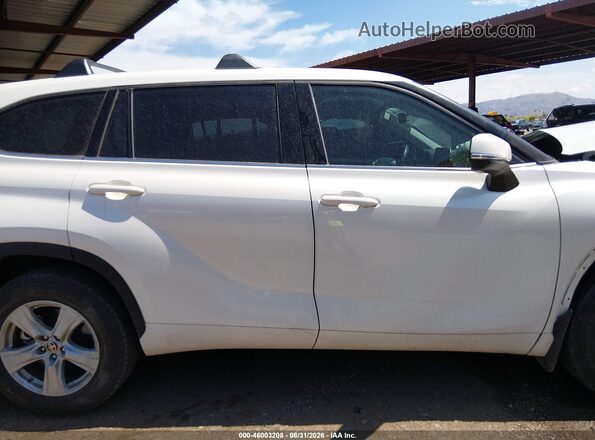 5TDCZRBH4MS523289 2021 TOYOTA HIGHLANDER Белый Вид задней части салона
