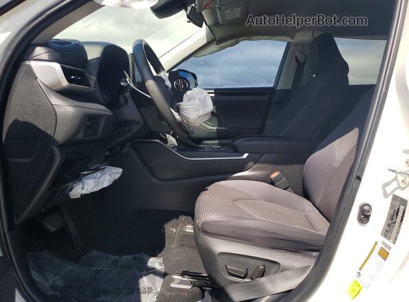 5TDCZRBHXMS073762 2021 TOYOTA HIGHLANDER Белый Вид салона спереди