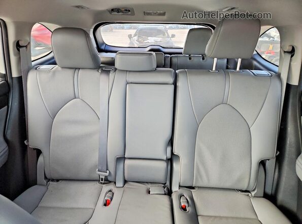 5TDDBRCH9MS527202 2021 TOYOTA HIGHLANDER White Vista de los asientos traseros