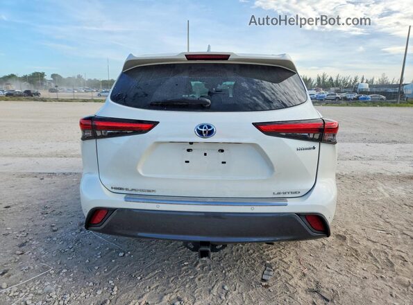 5TDDBRCH9MS527202 2021 TOYOTA HIGHLANDER White Vista trasera