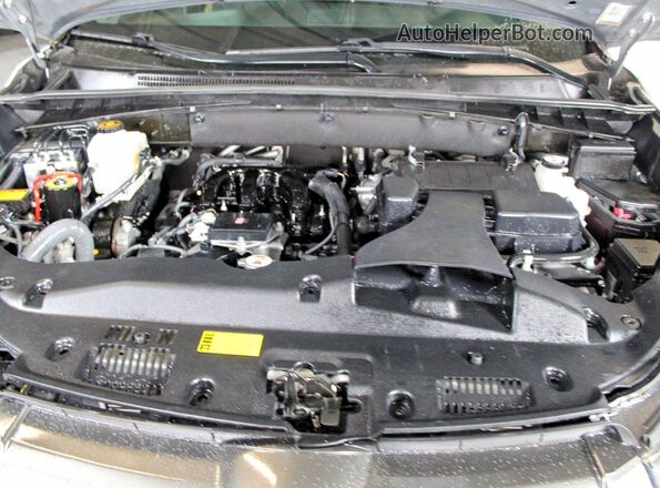 5TDDGRFHXJS044617 2018 TOYOTA HIGHLANDER Silver Widok deski rozdzielczej