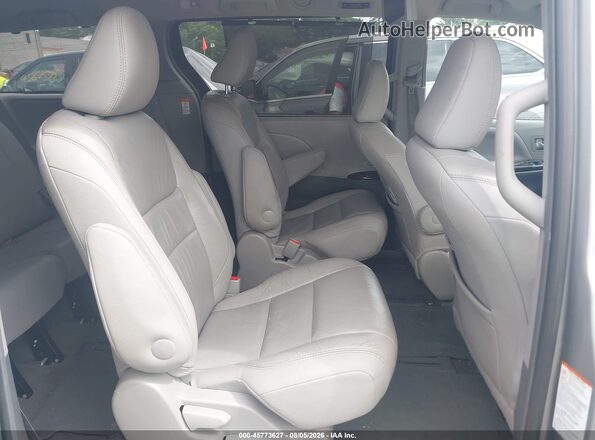 5TDDK3DC3GS135742 2016 TOYOTA SIENNA Silver Widok naklejki z numerem VIN
