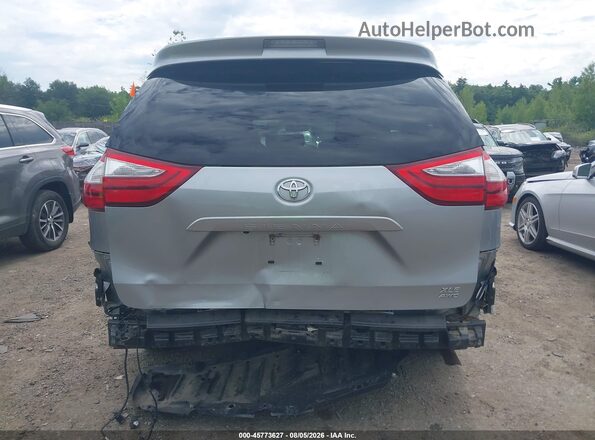 5TDDK3DC3GS135742 2016 TOYOTA SIENNA Silver Widok z przodu