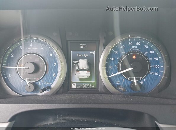 5TDDK3DC3GS135742 2016 TOYOTA SIENNA Silver Widok tylnych siedzeń