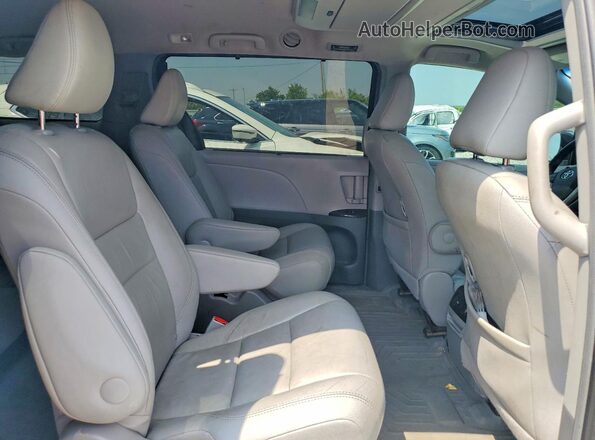 5TDDK3DC3GS140519 2016 TOYOTA SIENNA Silver Սալոնի հետևի տեսք