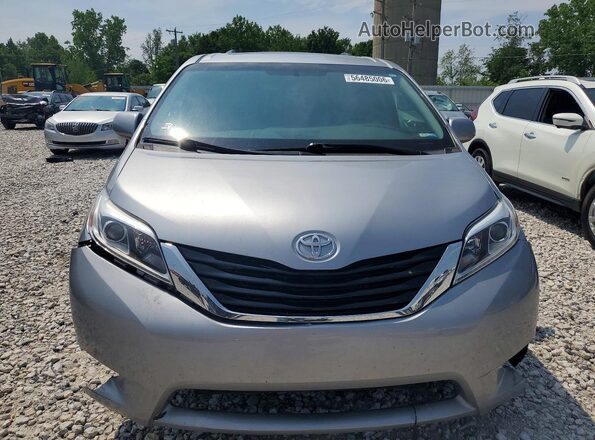 5TDDK3DC3GS140519 2016 TOYOTA SIENNA Silver Դիմացի տեսք