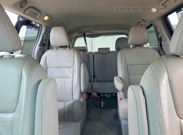 5TDDK3DC5GS139808 2016 TOYOTA SIENNA Black Հետևի նստատեղերի տեսք