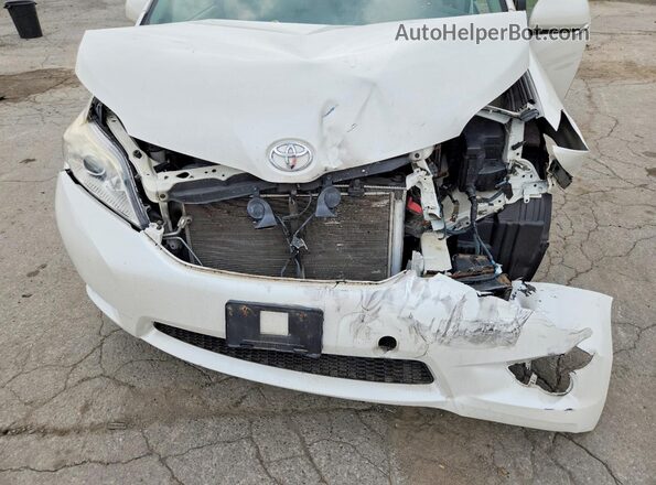 5TDDK3DC7GS139390 2016 TOYOTA SIENNA White Engine compartment view