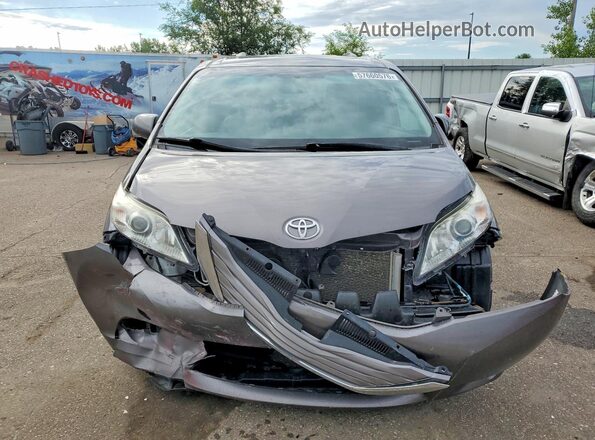 5TDDK3DC8GS142816 2016 TOYOTA SIENNA Gray Widok z przodu
