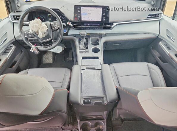 5TDDRKEC0PS169352 2023 TOYOTA SIENNA Black Widok deski rozdzielczej