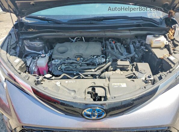 5TDDRKEC1NS106676 2022 TOYOTA SIENNA Gray Vista del compartimento del motor