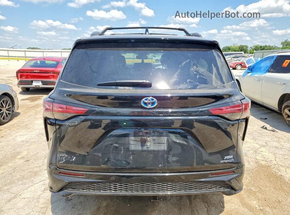 5TDDRKEC4RS224419 2024 TOYOTA SIENNA Black Հետևի տեսք