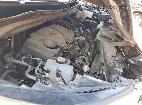 5TDDRKEC4RS224419 2024 TOYOTA SIENNA Black Շարժիչի բաժամունքի տեսք