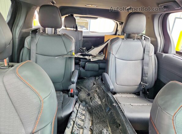 5TDDSKFC9NS068018 2022 TOYOTA SIENNA Gray Հետևի նստատեղերի տեսք
