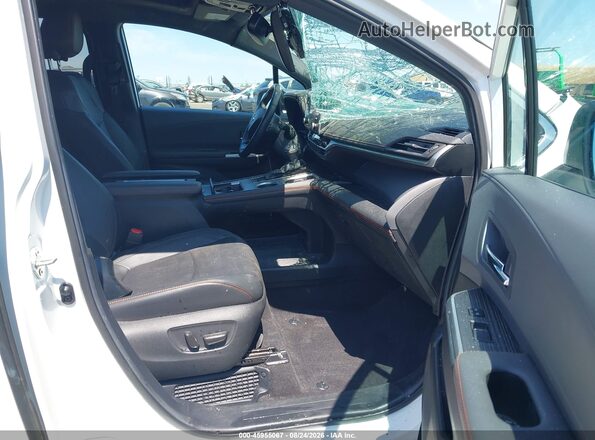 5TDDSKFC9RS134637 2024 TOYOTA SIENNA White Vista interior delantera