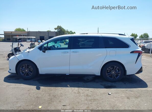 5TDDSKFC9RS134637 2024 TOYOTA SIENNA White Vista interior de 360 grados
