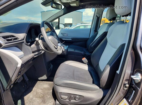 5TDDSKFC9SS179955 2025 TOYOTA SIENNA Серый Вид салона спереди