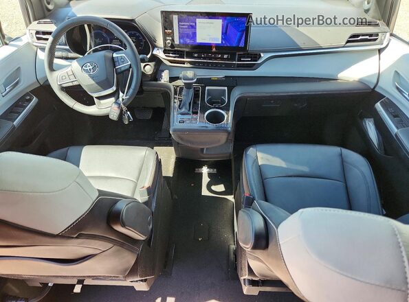 5TDDSKFC9SS179955 2025 TOYOTA SIENNA Серый Вид панели приборов