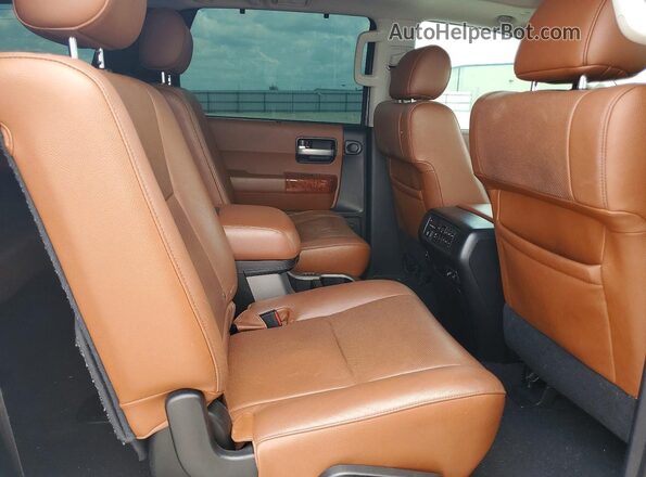 5TDDY5G18LS175135 2020 TOYOTA SEQUOIA Silver Widok wnętrza z tyłu