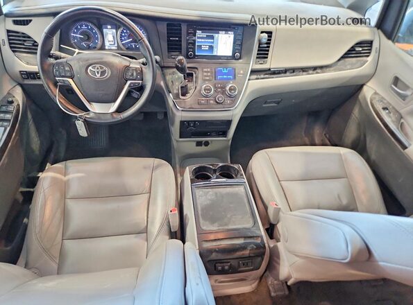 5TDDZ3DC0JS196789 2018 TOYOTA SIENNA White Dashboard view