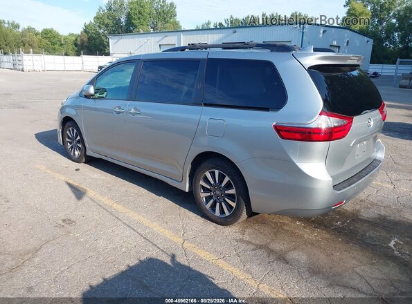 5TDDZ3DC0LS228076 2020 TOYOTA SIENNA Silver Rear left