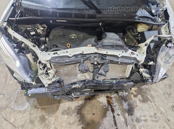5TDDZ3DC1HS185648 2017 TOYOTA SIENNA White Vista del compartimento del motor