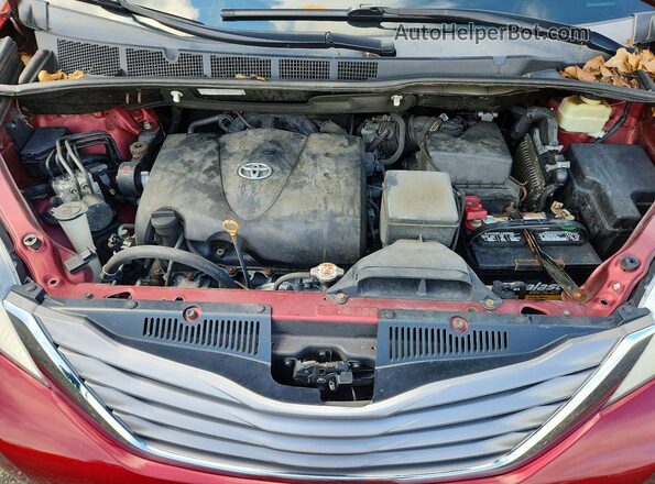 5TDDZ3DC2HS150424 2017 TOYOTA SIENNA Red Вид підкапотного простору
