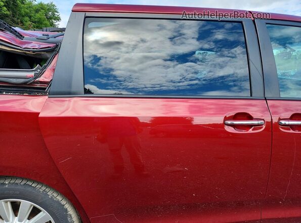 5TDDZ3DC2HS150424 2017 TOYOTA SIENNA Red Вид задньої частини салону