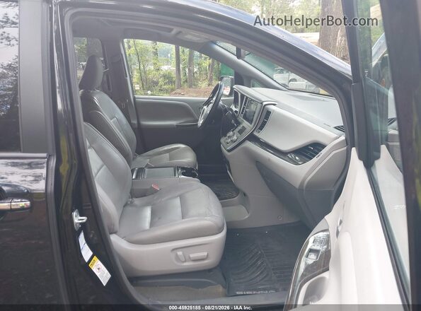 5TDDZ3DC3HS178412 2017 TOYOTA SIENNA Black Front interior view