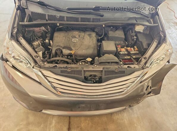 5TDDZ3DC4HS161019 2017 TOYOTA SIENNA Gray Вид підкапотного простору
