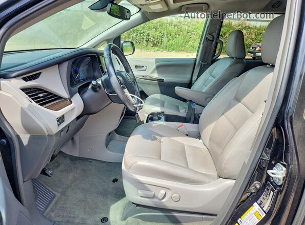 5TDDZ3DC4JS189702 2018 TOYOTA SIENNA Black წინა სალონის ხედი