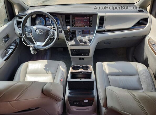 5TDDZ3DC4JS189702 2018 TOYOTA SIENNA Black წინა პანელის ხედი