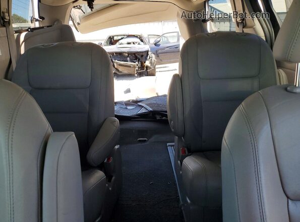 5TDDZ3DC6LS238479 2020 TOYOTA SIENNA White Հետևի նստատեղերի տեսք
