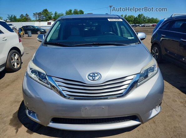 5TDDZ3DC7HS167557 2017 TOYOTA SIENNA Silver Вид спереду