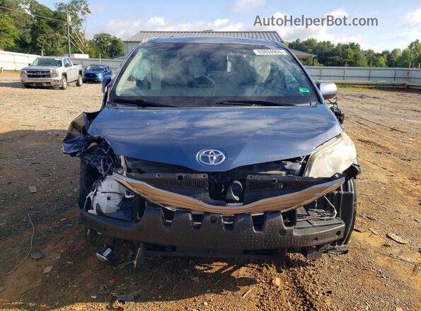 5TDDZ3DC9HS155796 2017 TOYOTA SIENNA Синий Вид спереди