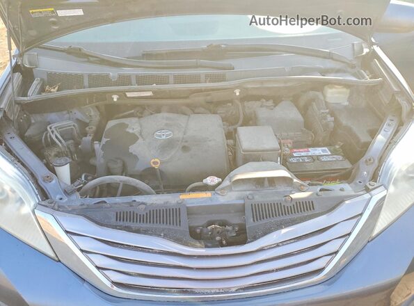 5TDDZ3DC9HS158813 2017 TOYOTA SIENNA Синий Вид подкапотного пространства