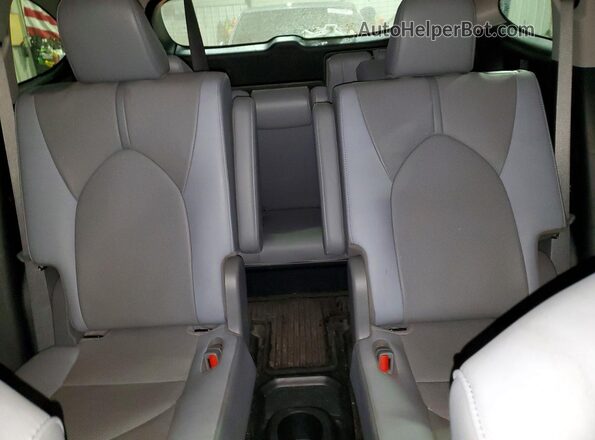5TDDZRBH1LS037879 2020 TOYOTA HIGHLANDER Black Հետևի նստատեղերի տեսք