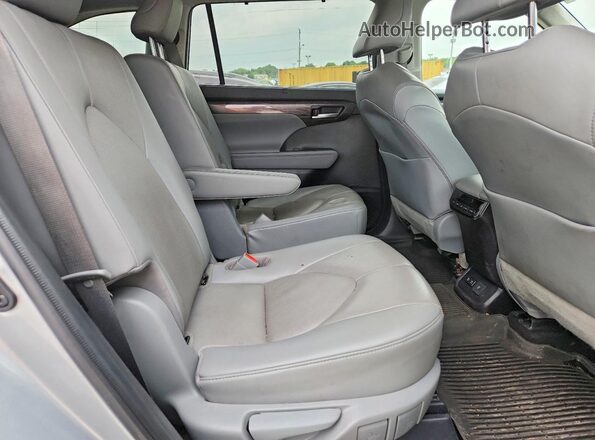 5TDDZRBH3LS055610 2020 TOYOTA HIGHLANDER Gray უკანა სალონის ხედი