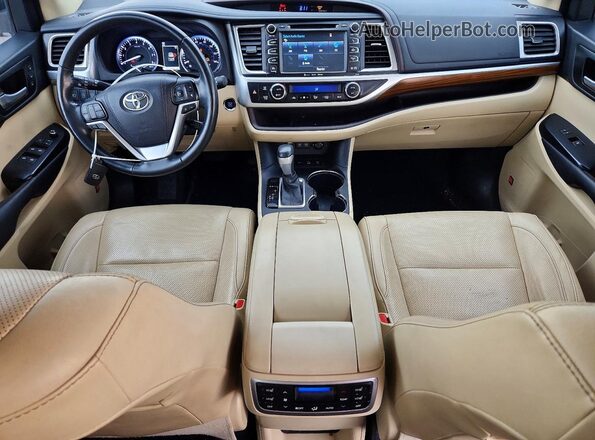 5TDDZRFH0HS403588 2017 TOYOTA HIGHLANDER Белый Вид панели приборов