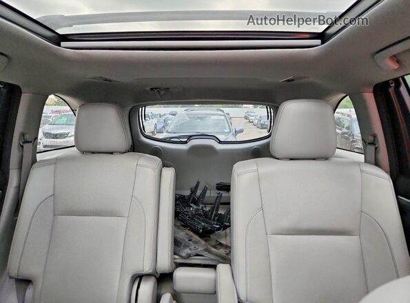 5TDDZRFH0HS405129 2017 TOYOTA HIGHLANDER Black უკანა სავარძლების ხედი