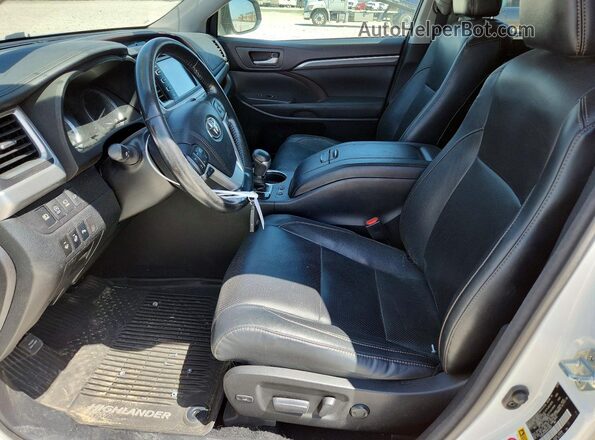 5TDDZRFH0HS412582 2017 TOYOTA HIGHLANDER White წინა სალონის ხედი