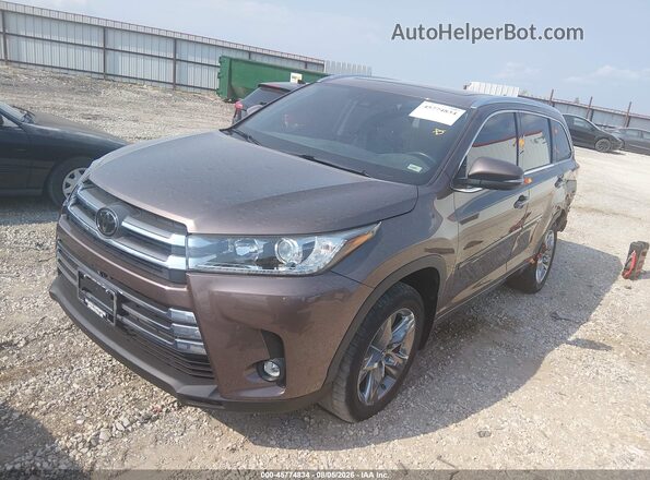 5TDDZRFH1KS973977 2019 TOYOTA HIGHLANDER Зеленый Передняя левая четверть