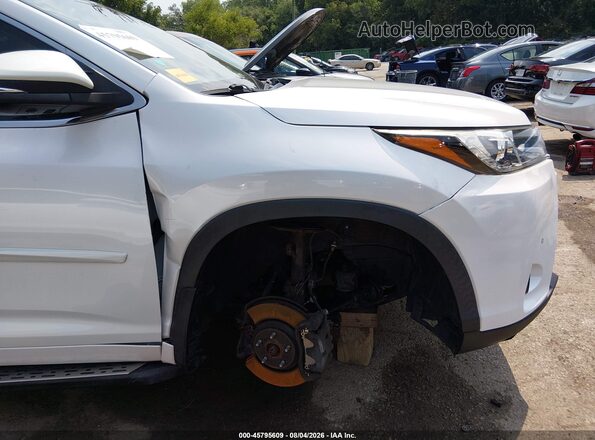 5TDDZRFH2HS454249 2017 TOYOTA HIGHLANDER White Front view